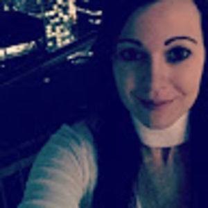 Meet your Posher, Cynthia